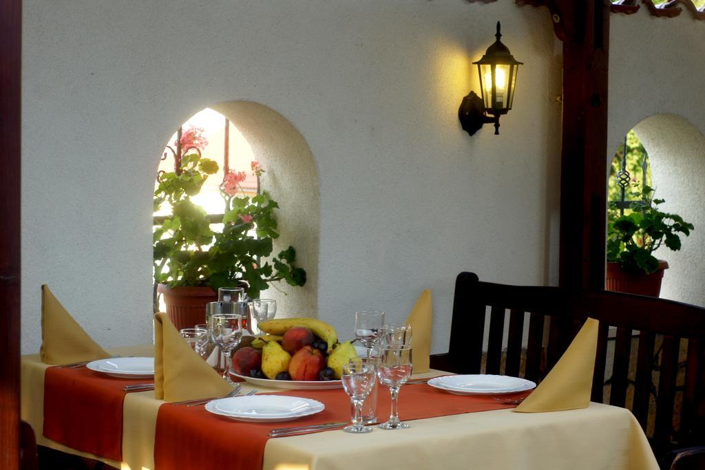 Family Hotel St. Constantine And Helena Ivaylovgrad Ngoại thất bức ảnh